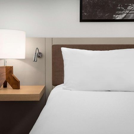 Hilton Garden Inn Colorado Springs North Экстерьер фото