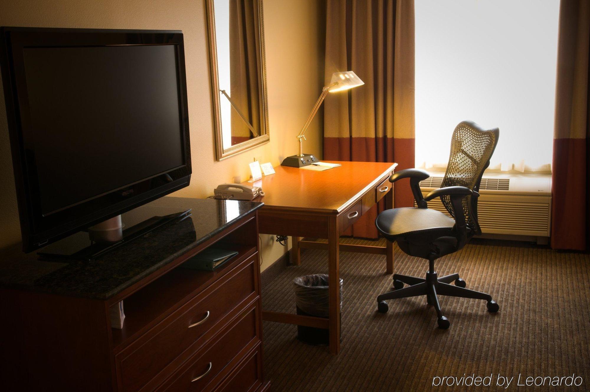 Hilton Garden Inn Colorado Springs North Номер фото